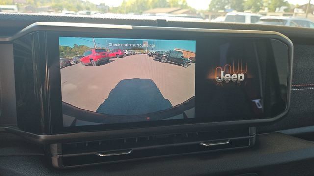 New 2026 Jeep Wrangler Unlimited Sport w/ Dual Top Group AWD/4WD image 14