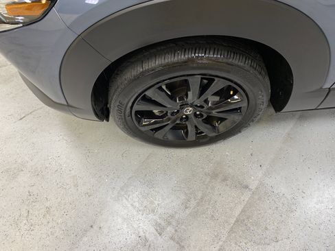 Used 2025 MAZDA CX-30 AWD 2.5 S w/ Preferred Package image 11