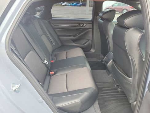 Used 2022 Honda Accord Sport image 10