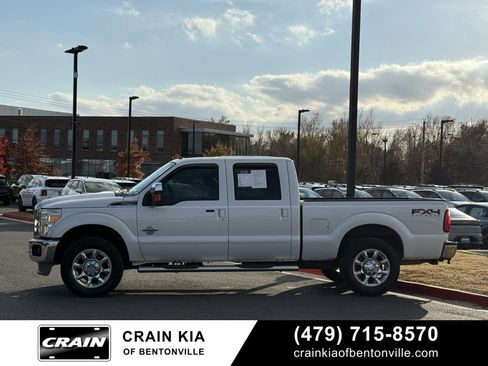 Used 2011 Ford F250 Lariat w/ Lariat Ultimate Pkg image 4