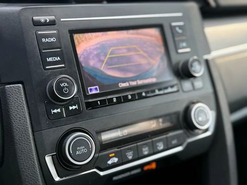 Used 2018 Honda Civic LX image 35