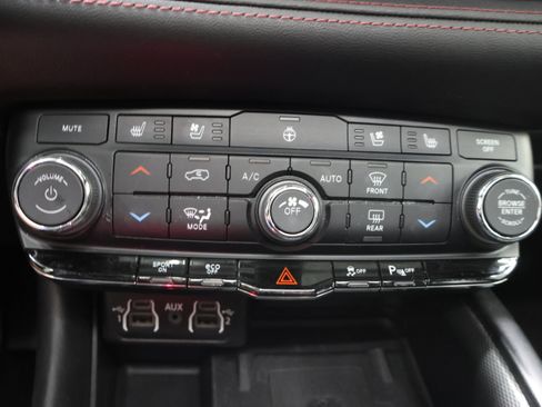 Used 2022 Dodge Durango R/T w/ Blacktop Package AWD/4WD image 48