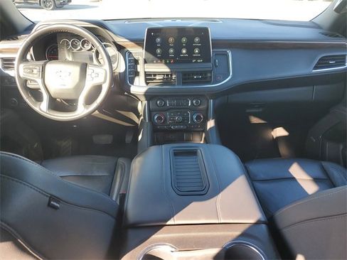 Used 2021 Chevrolet Suburban LT w/ Rear Media and Nav Package image 21