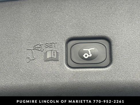 New 2026 Lincoln Nautilus Reserve image 19