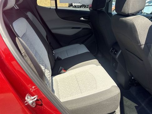 Certified 2024 Chevrolet Equinox LT w/ LPO, Floor Liner Package image 25