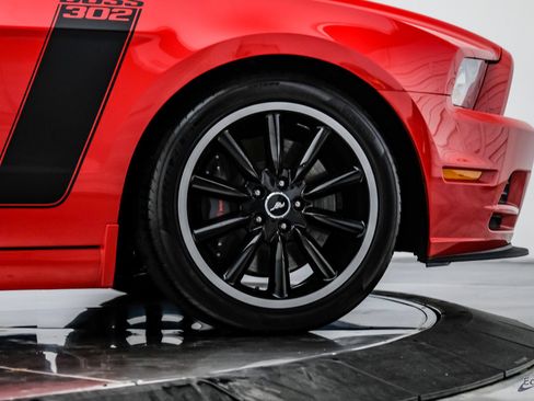 Used 2013 Ford Mustang Boss 302 w/ Boss 302 Accessory Pkg RWD image 90