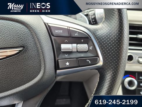 Used 2024 Genesis G70 2.5T RWD image 17