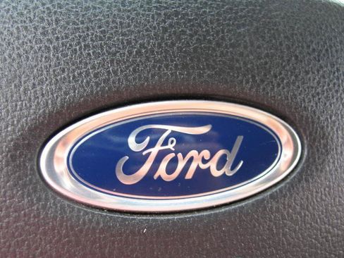 Used 2022 Ford F150 Lariat w/ Equipment Group 502A High AWD/4WD image 37