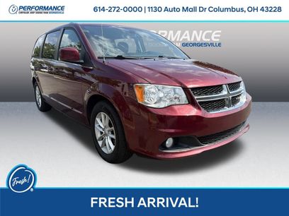 Used 2019 Dodge Grand Caravan SXT w/ Rear Park Assist Package