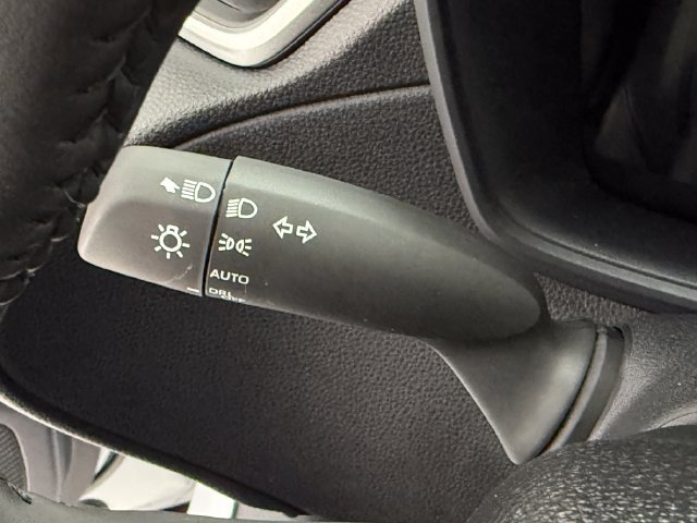 New 2026 Toyota Corolla Cross LE w/ Moonroof Package FWD image 13