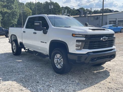 Used 2024 Chevrolet Silverado 2500 W/T w/ WT Convenience Package AWD/4WD image 5