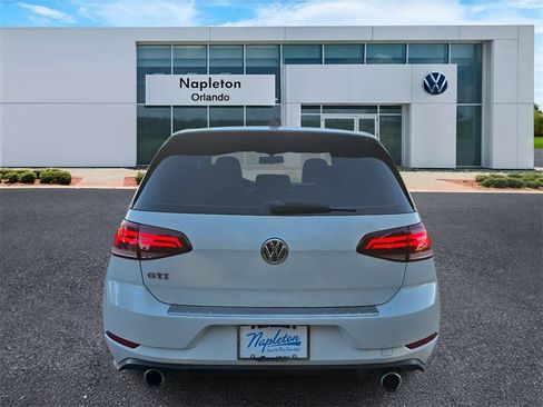 Used 2019 Volkswagen GTI SE image 5