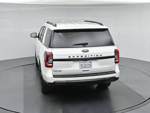 Used 2023 Ford Expedition Limited AWD/4WD image 47