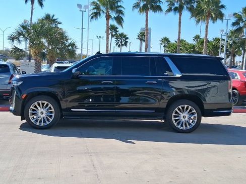 Used 2021 Cadillac Escalade ESV Premium Luxury image 3