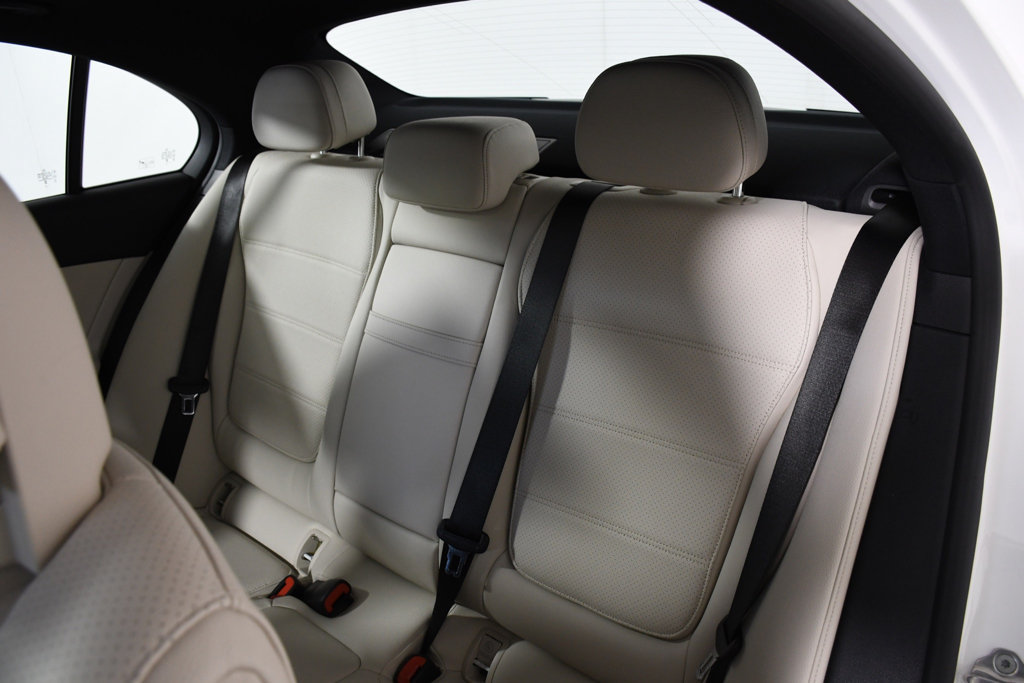Used 2023 Mercedes-Benz C 300 4MATIC Sedan image 26