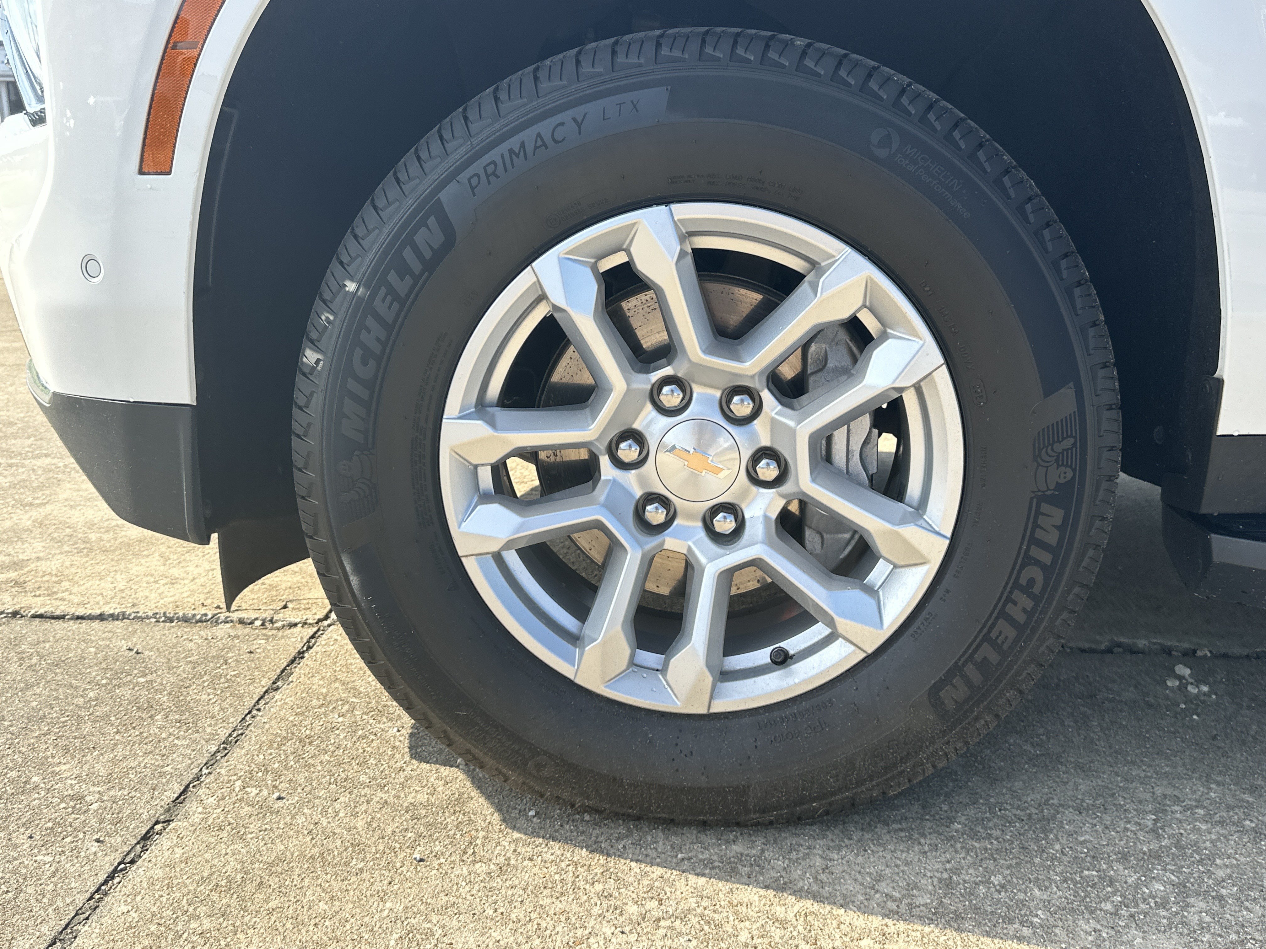 Certified 2025 Chevrolet Tahoe LT AWD/4WD image 12