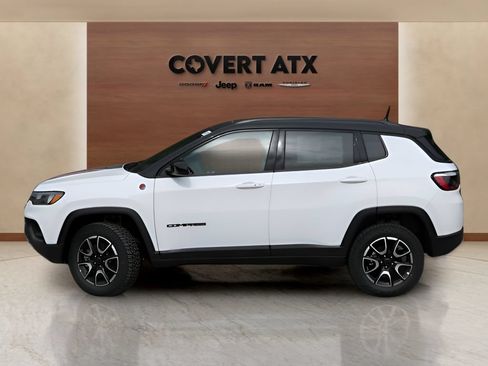 New 2026 Jeep Compass Trailhawk w/ Sun, Sound & Navigation Group AWD/4WD image 2