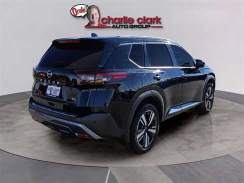 Certified 2023 Nissan Rogue SL w/ SL Premium Package image 6