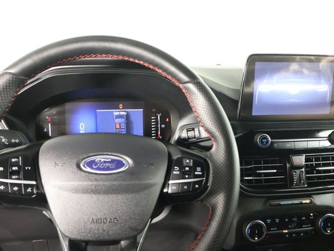 Used 2024 Ford Escape ST-Line image 16