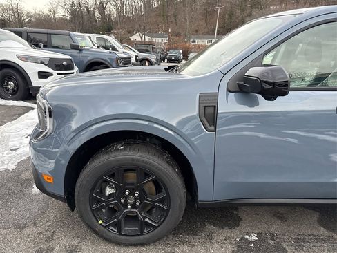 New 2026 Ford Maverick Lariat w/ Black Appearance Package image 11