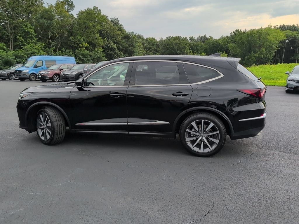 Certified 2026 Acura MDX w/ Technology Package AWD/4WD image 2