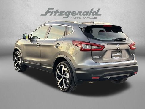 Used 2022 Nissan Rogue Sport SL w/ Premium Package image 8