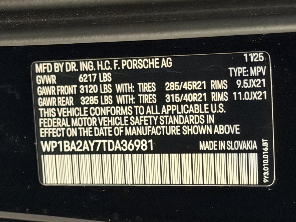 Certified 2026 Porsche Cayenne Coupe AWD/4WD image 27