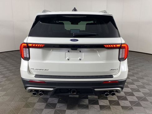 Used 2025 Ford Explorer Platinum w/ Ultimate Package AWD/4WD image 6