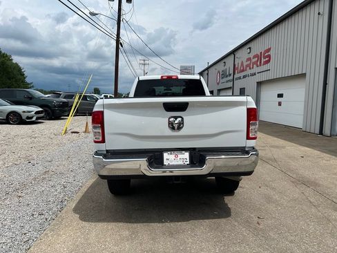 Used 2022 RAM 2500 Tradesman w/ Chrome Appearance Group AWD/4WD image 6