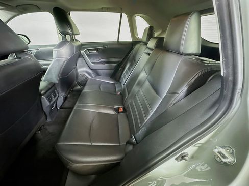 Used 2019 Toyota RAV4 XLE Premium image 13