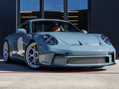 Certified 2024 Porsche 911 GT3 RS RWD image 6