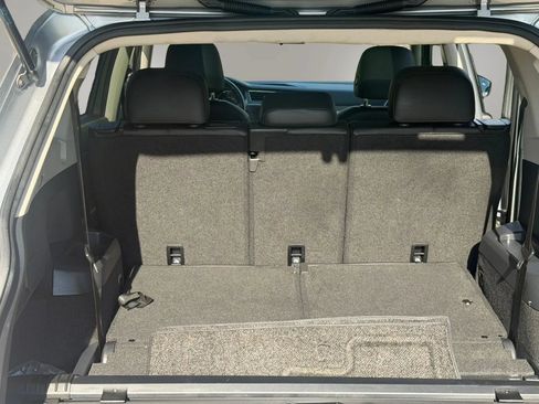 Used 2019 Volkswagen Tiguan SE w/ Panoramic Sunroof Package FWD image 42
