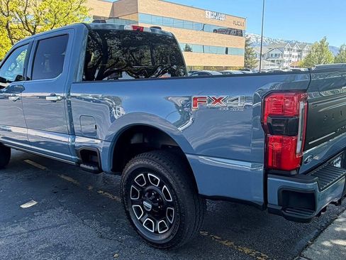 Used 2023 Ford F350 Platinum AWD/4WD image 9