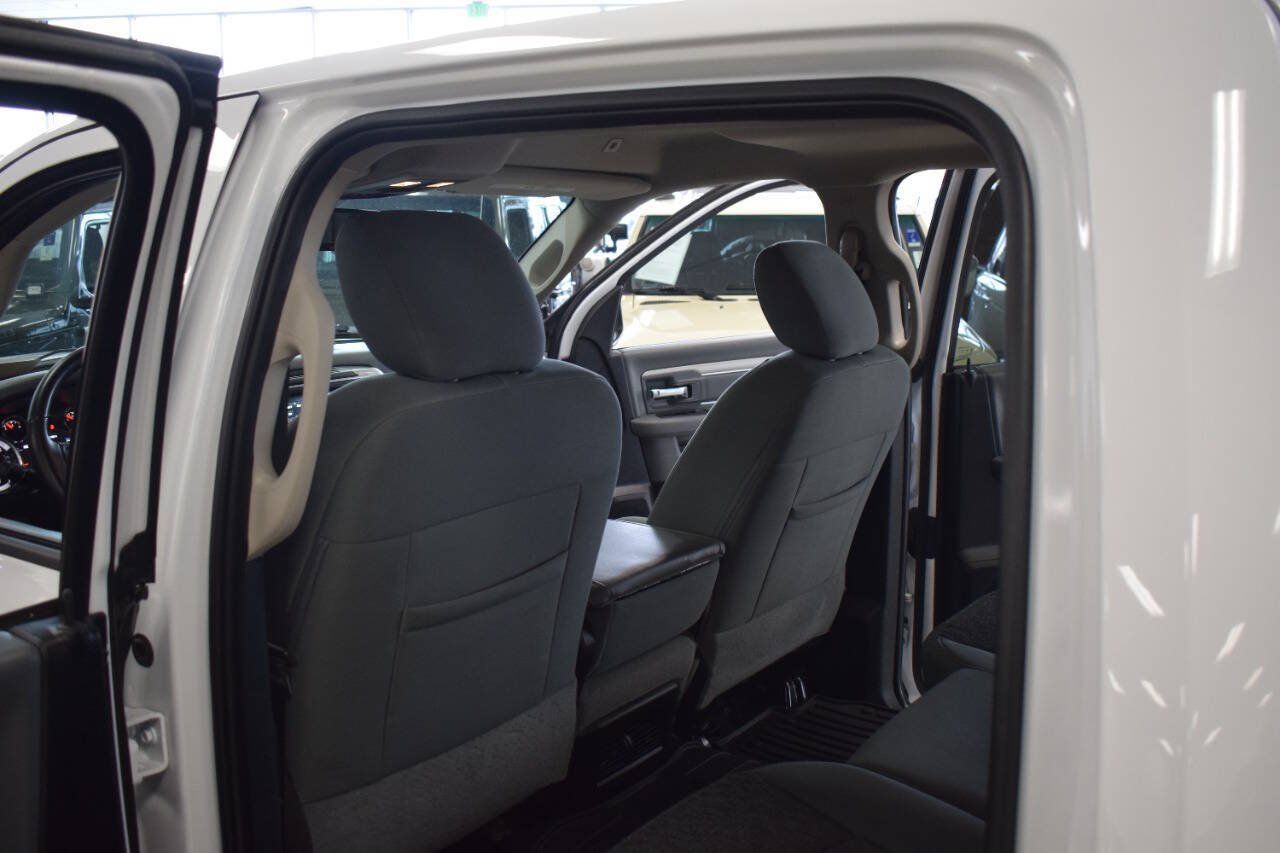 Used 2018 RAM 1500 Big Horn RWD image 46