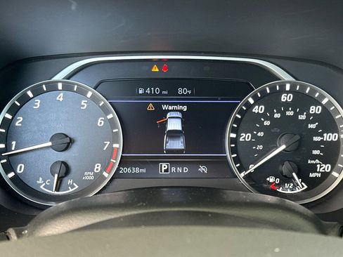 Used 2024 Nissan Frontier SV image 23