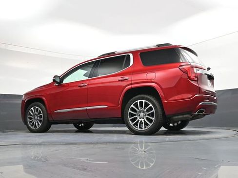 Used 2021 GMC Acadia Denali w/ Denali Ultimate Package image 32