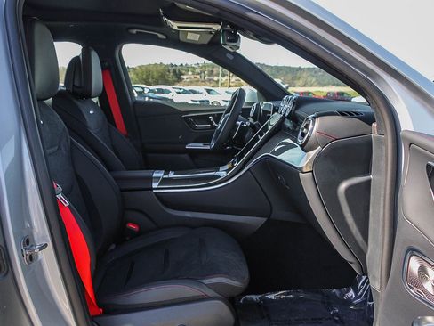 New 2025 Mercedes-Benz GLC 43 AMG 4MATIC Coupe image 15