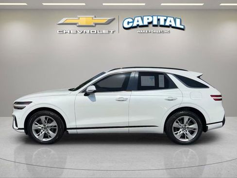 Used 2023 Genesis GV70 3.5T Sport w/ Sport Advanced Package AWD/4WD image 2