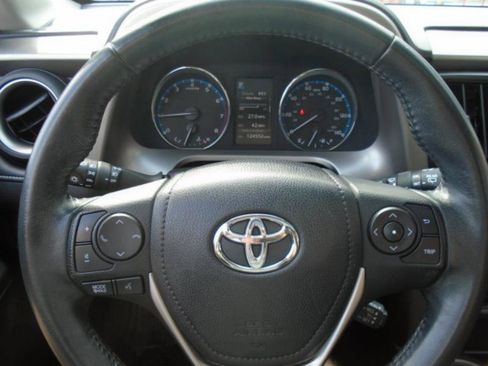 Used 2016 Toyota RAV4 XLE FWD image 14