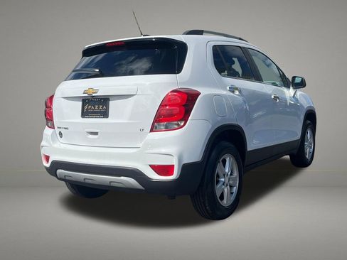 Used 2017 Chevrolet Trax LT w/ LT Convenience Package AWD/4WD image 5