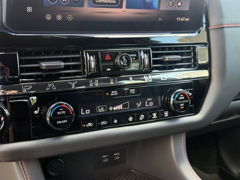 New 2026 Nissan Pathfinder Rock Creek image 22