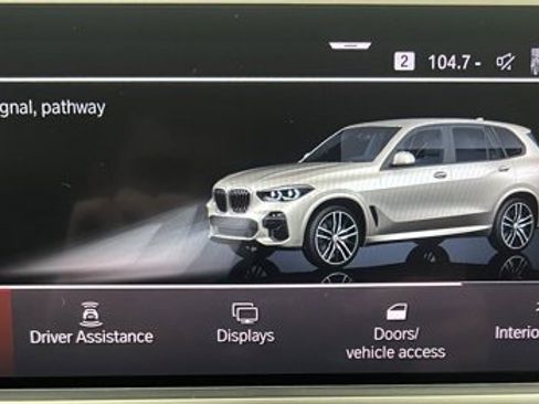 Used 2019 BMW X5 xDrive40i w/ M Sport Package image 35
