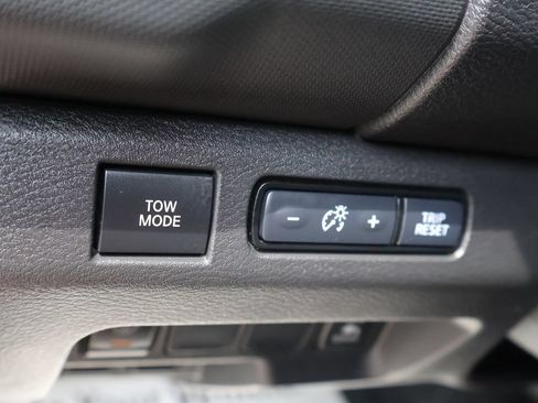 Used 2024 Nissan Frontier PRO-4X w/ Pro Convenience Package AWD/4WD image 36