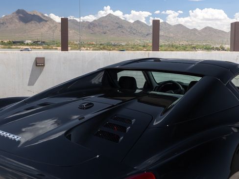Used 2012 Ferrari 458 Spider RWD image 37
