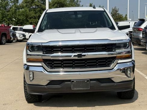 Used 2018 Chevrolet Silverado 1500 LT w/ All Star Edition RWD image 8