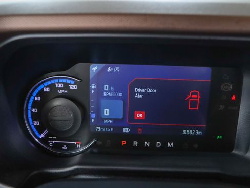 Used 2023 Ford Bronco Outer Banks image 16