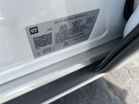 Used 2023 Buick Enclave Essence w/ Experience Buick Package image 40