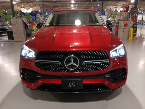 Used 2021 Mercedes-Benz GLE 350 4MATIC image 3