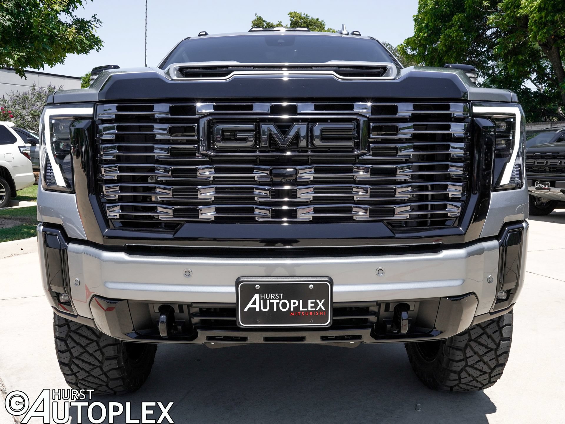 Used 2026 GMC Sierra 3500 Denali Ultimate AWD/4WD image 3