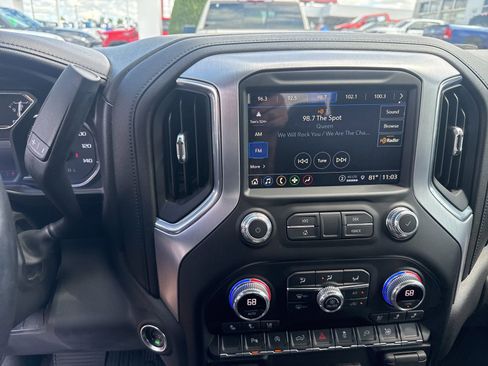 Used 2021 GMC Sierra 1500 SLT RWD image 25